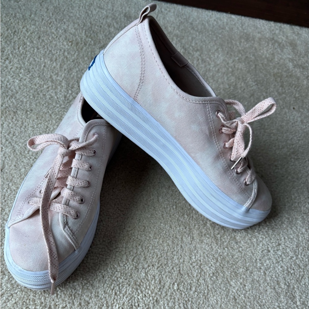 Keds Blush Pink Platform Sneakers Size 8.5 Canvas Lace Up Shoes
